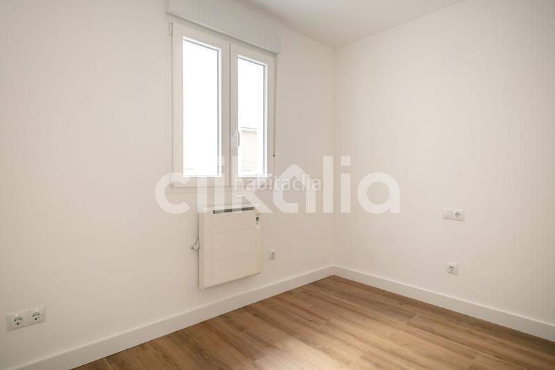 Foto 825dda04-b9cc-47ea-9852-625095b39284. Rent flat with heating in Juan de la Cierva Getafe