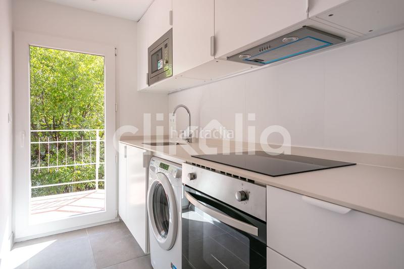 Foto cb8c1831-c2ad-4d5f-a3c6-c7194f449d67. Rent flat with heating in Juan de la Cierva Getafe