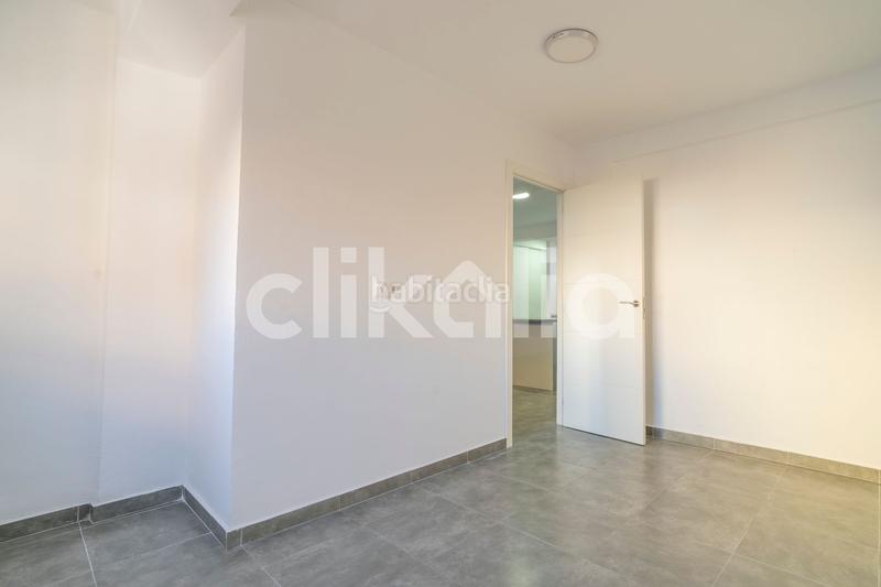 Foto 5f40f171-5ea0-44f2-abdd-2dd1f00478a3. Location appartement dans Zona la Ermita Torrent