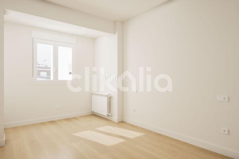 Foto 495cbd42-701b-410e-ba21-3f7d8d08817a. Flat with heating in Vista Alegre Madrid