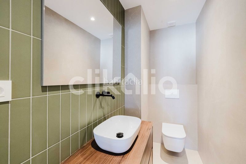 Foto 1b40dc21-a6df-4cd5-8331-7396227e5ccd. Pis amb aparcament a Carranque - Haza Cuevas Málaga