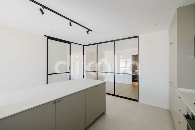 Foto 1ed3d760-fd30-45cb-b2b7-c29a294f04e7. Pis amb aparcament a Carranque - Haza Cuevas Málaga