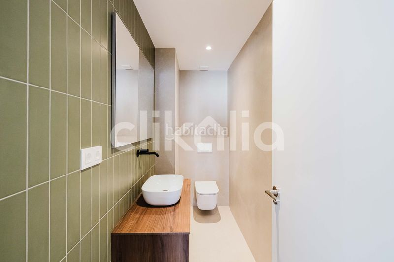 Foto f9b70a66-c3aa-41fb-8af7-34bac02e7933. Pis amb aparcament a Carranque - Haza Cuevas Málaga