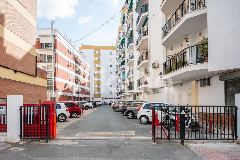 Foto e7326aa3-559c-46cb-aa30-c3a813593779. Piso en Triana Oeste Sevilla