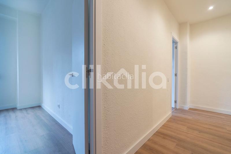 Foto bde07f3e-c9c0-40b4-8232-01a48f0262bf. Affitto appartamento in En Corts - Doctor Waksman Valencia