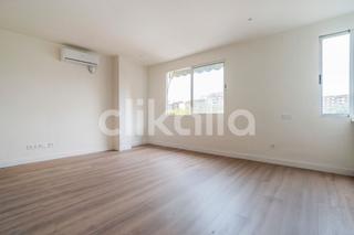 Rent Flat in En Corts - Doctor Waksman
