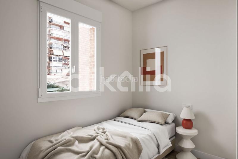 Foto 9f80e670-8f5f-45fc-b11e-9676f9fe8d97. Appartamento in Parque Ayala - Jardín de la Abadía - Huelín Málaga