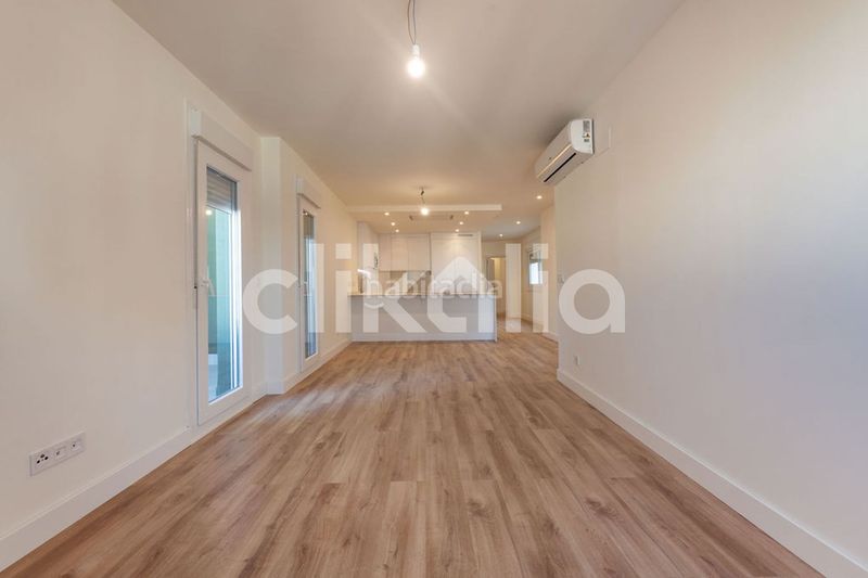 Foto 1b603fc3-fa64-43a5-b177-658d99de45fc. Pis amb piscina a Asdrúbal - Bahía Blanca Cádiz