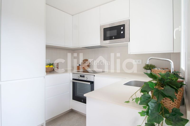 Foto 9b369c29-9640-4304-a93a-c20ec4873693. Pis amb piscina a Cabopino - Artola Marbella