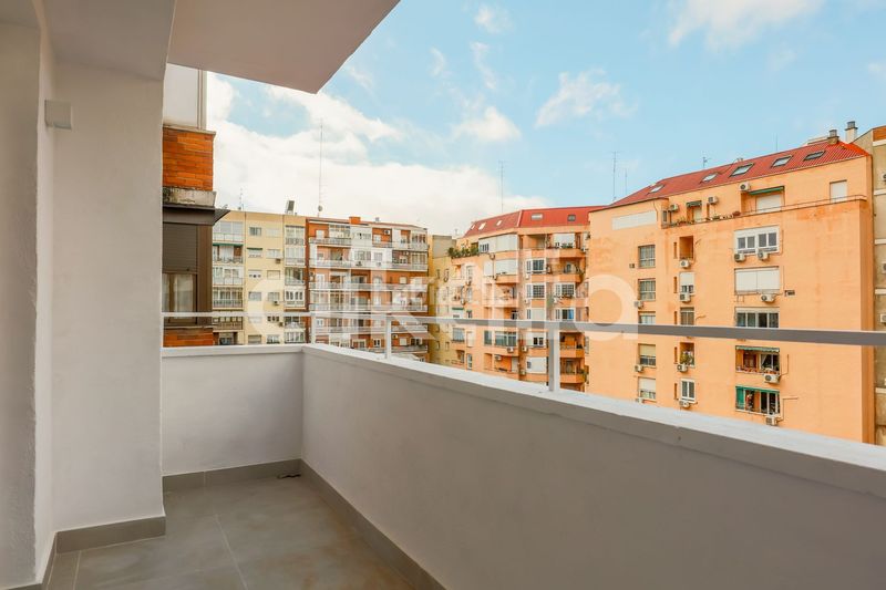 Foto 47bb3c59-9fa6-4110-8f6b-0204bcb9dde3. Piso en Pacífico Madrid