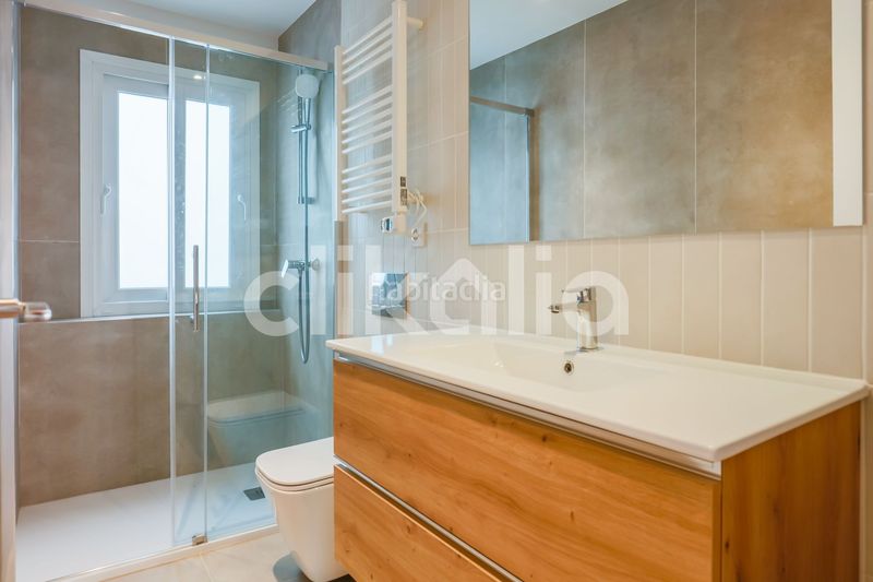 Foto 6985c4bc-1f51-4580-a88e-862fafaf592f. Piso en Pacífico Madrid