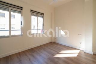 Rent Flat in Nou Moles