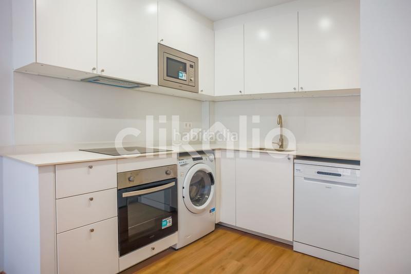 Foto 4255af40-b8d9-4b8e-abbb-971ea9fb9737. Alquiler piso en San Diego Madrid