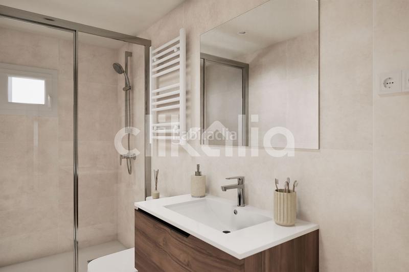 Foto 1e00fb40-ac17-4e21-843e-f99d59295f59. Etagenwohnung mit heizung in Aluche Madrid