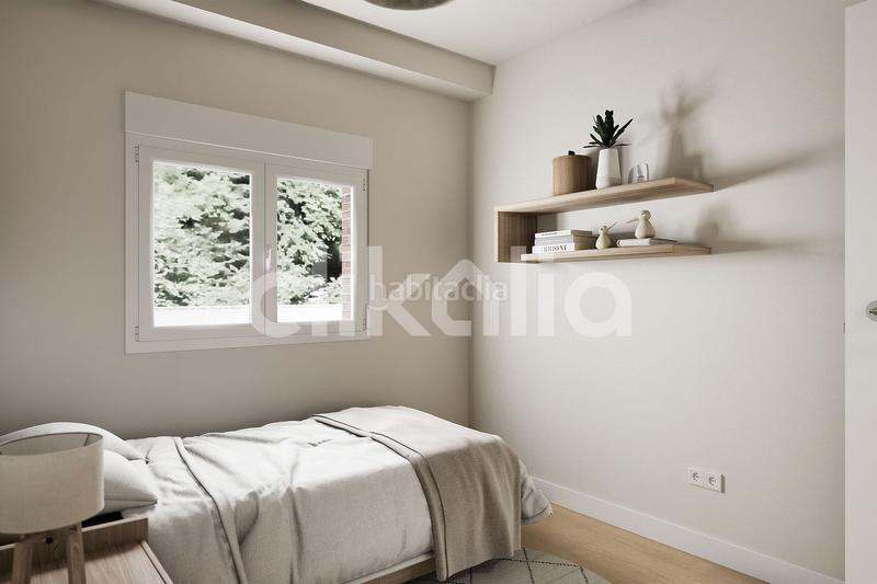 Foto 95adf024-0754-42c7-b4a3-b006a7955f34. Etagenwohnung mit heizung in Aluche Madrid