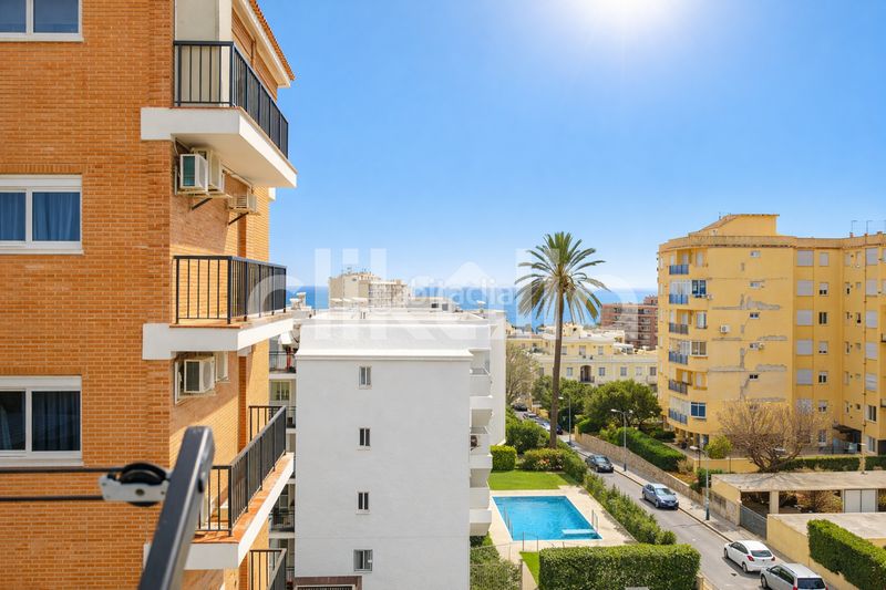 Foto f8e9423e-09d5-48b8-8356-62c9d703742b. Pis a Loma de los Riscos Torremolinos
