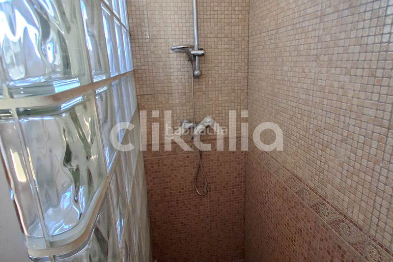 Foto b38dd962-e956-4803-bebb-d0b12ece3d80. Casa amb calefacció aparcament a Centre-Zona Alta Alcoi