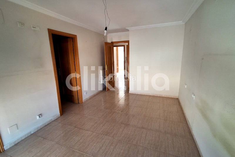 Foto b7f5974d-2048-44d8-8c3c-5c9206f5c3f8. House with heating parking in Centre-Zona Alta Alcoi