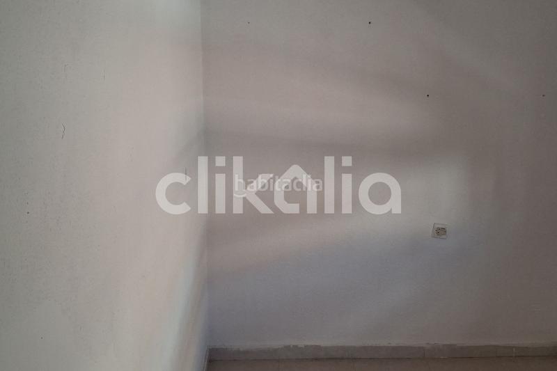 Foto ff97de78-00ca-4ba5-bd12-15c6a6c26399. Pis a Pabellón - Estación - El Corte Inglés Ejido (El)