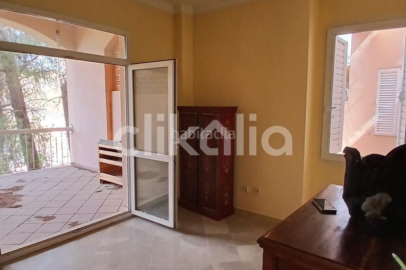 Foto 258e66db-1356-4588-9049-29d48bed9a2d. Pis amb calefacció aparcament piscina a Camino de los Neveros - Serrallo Granada