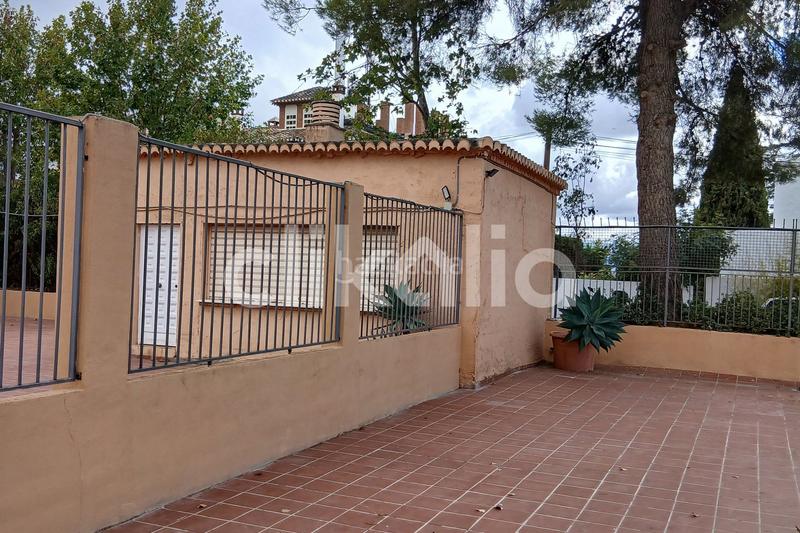 Foto 304e4683-c1ec-4bf4-a4c5-1c3fa055ef66. Pis amb calefacció aparcament piscina a Camino de los Neveros - Serrallo Granada