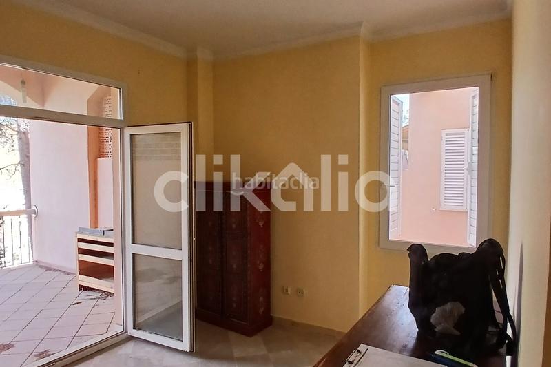 Foto b9e0165c-809b-4662-9afa-09d8eb9b8a4a. Pis amb calefacció aparcament piscina a Camino de los Neveros - Serrallo Granada