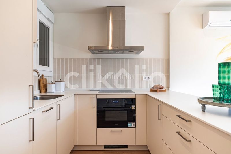 Foto a6781c9b-3ee9-4004-a419-b4cdee54e04d. Flat with heating in Fort Pienc Barcelona