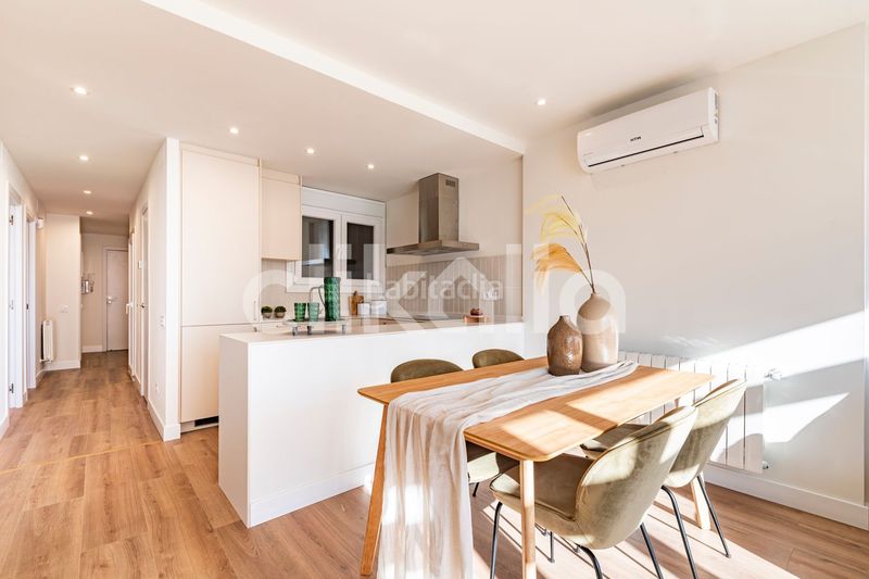 Foto ab67cfc2-813e-446c-9287-6777f926e876. Flat with heating in Fort Pienc Barcelona