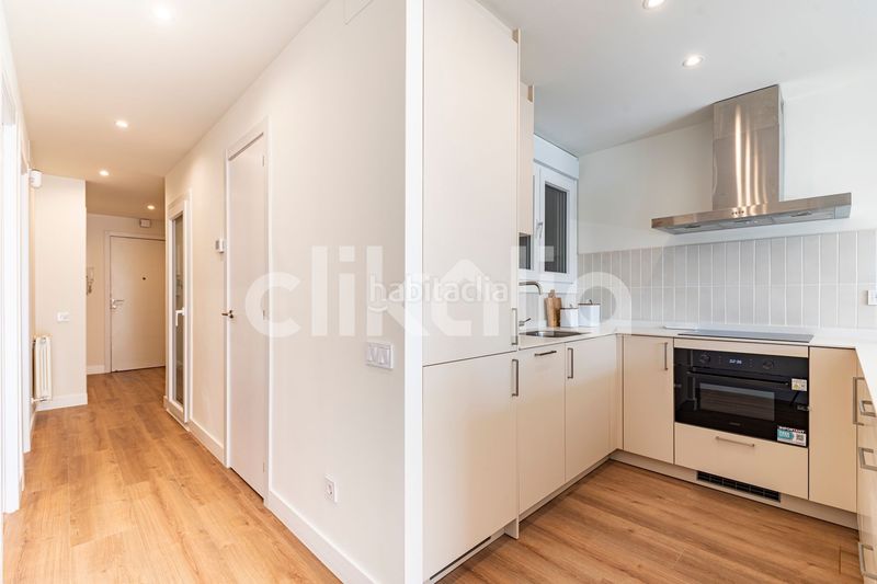 Foto b56ed96b-5884-485a-8e19-0b4f69eb7ede. Flat with heating in Fort Pienc Barcelona
