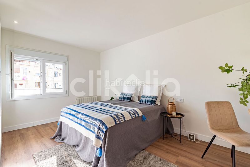 Foto cc16bea1-ac9c-4fc9-8ea7-9a8924629397. Flat with heating in Fort Pienc Barcelona