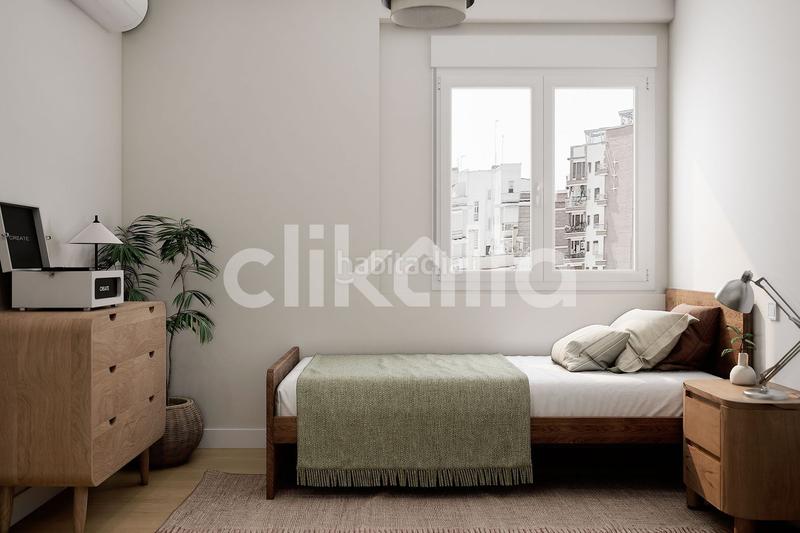 Foto 174b163f-3dd7-4845-96d7-5f6838a16505. Piso en Los Remedios Sevilla