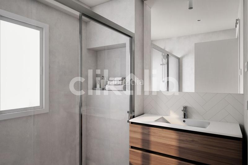 Foto 3f82420b-e7a6-42a3-aded-01d158cc5a16. Piso en Los Remedios Sevilla