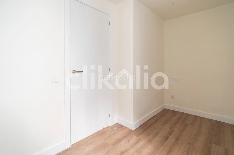 Foto dd363921-caa7-4a43-851e-f1229654ccd6. Alquiler piso en Aiora Valencia