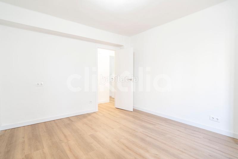 Foto b7c9ff0d-9b84-44ab-93d5-27a20885ab87. Miete etagenwohnung in Els Orriols Valencia