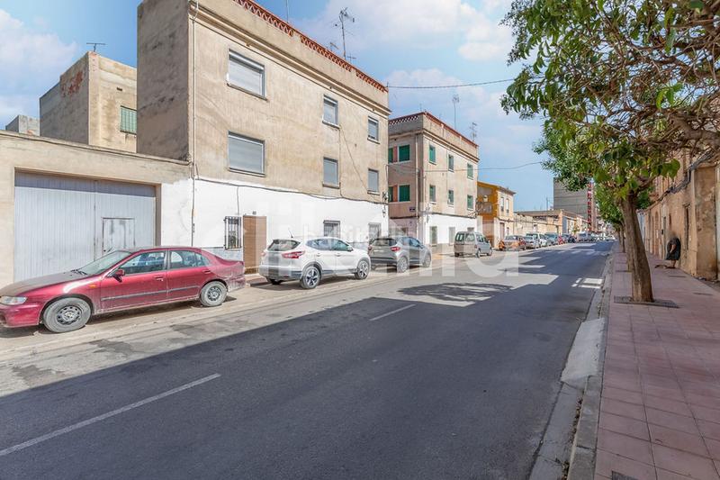 Foto 12291a6e-b84b-489b-ab29-131280cba401. Pis a Benaguasil