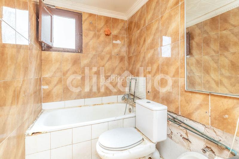 Foto 5f966565-156d-41a7-abd2-2bef2e767bdf. Pis a Benaguasil