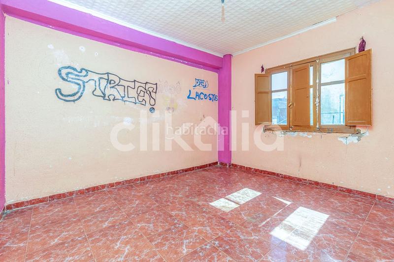 Foto fc880f64-2170-404a-929f-e24256a74f13. Pis a Benaguasil