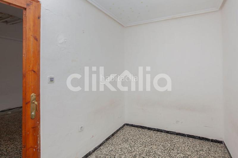 Foto d61bb0af-2317-4da7-8f9d-fe876c461abf. Piso en Natzaret Valencia