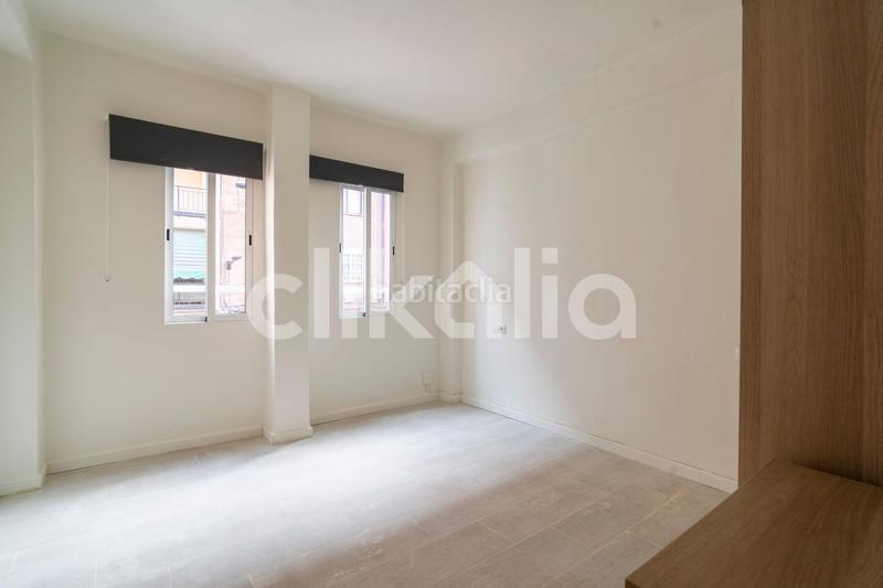 Foto 30a2ee53-5396-4fe8-8f32-b918b13003fe. Lloguer pis a Torrefiel Valencia