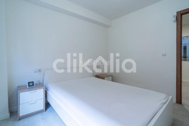 Foto b829dc7e-ffee-49e5-95d3-f71dd6055388. Alquiler piso en Torrefiel Valencia