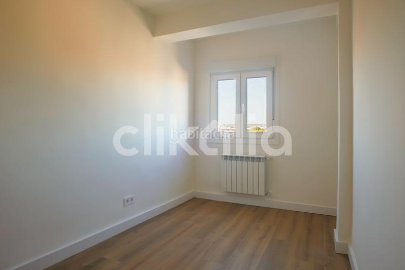 Foto 999ef246-6de6-4bfc-a548-4a76dbb8cd7b. Rent flat with heating in Juan de la Cierva Getafe