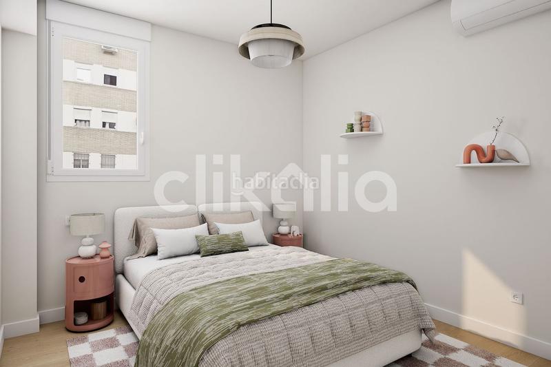 Foto 3425a455-a453-4f33-b676-cbd7661a53e3. Flat with parking in Cruz Roja Sevilla