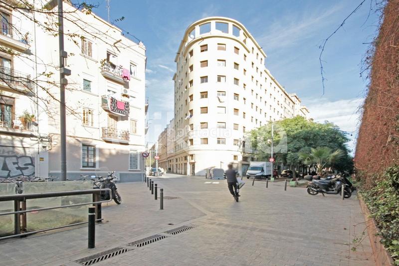 Foto 450ec5c8-dc88-4f20-b337-79e9c034b4c8. Etagenwohnung in Sants Barcelona