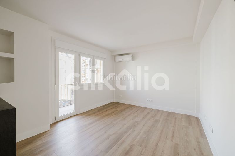 Foto 15ee01b8-a70d-46e9-9658-ba20c1e0a9e8. Pis a Perchel Norte Málaga