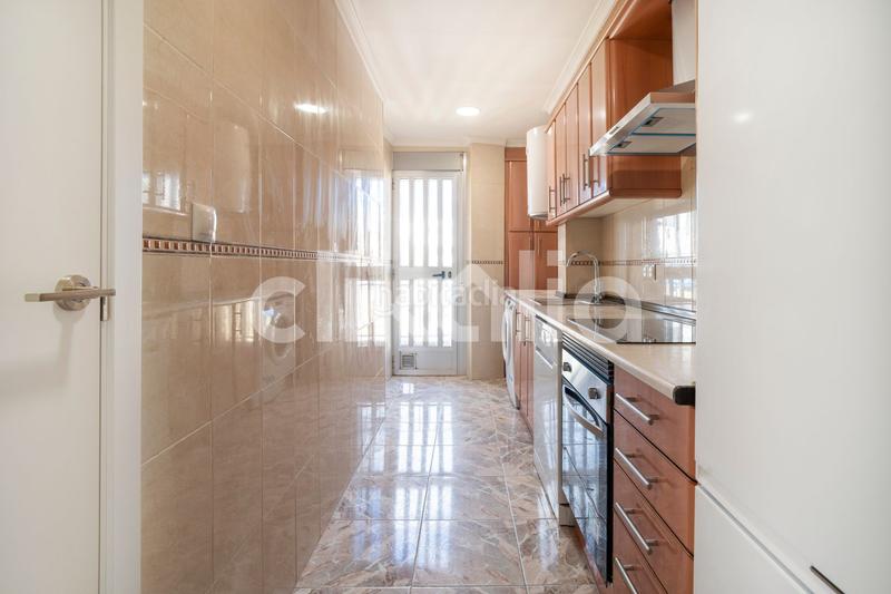 Foto 5255d9b1-13ac-49fb-a683-73dd9aa308f3. Location appartement dans Els Orriols Valencia