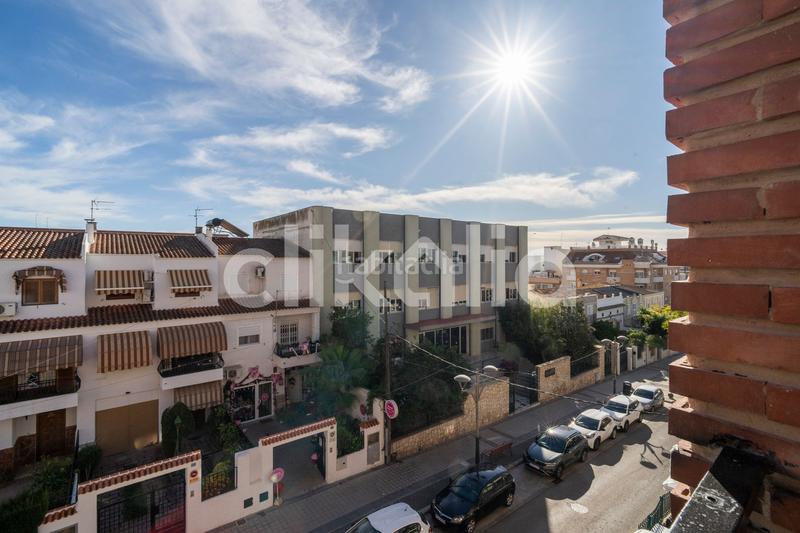 Foto 2fd28eec-b8d3-41c8-892f-a74056248477. Rent flat in Centro Ciudad Paterna