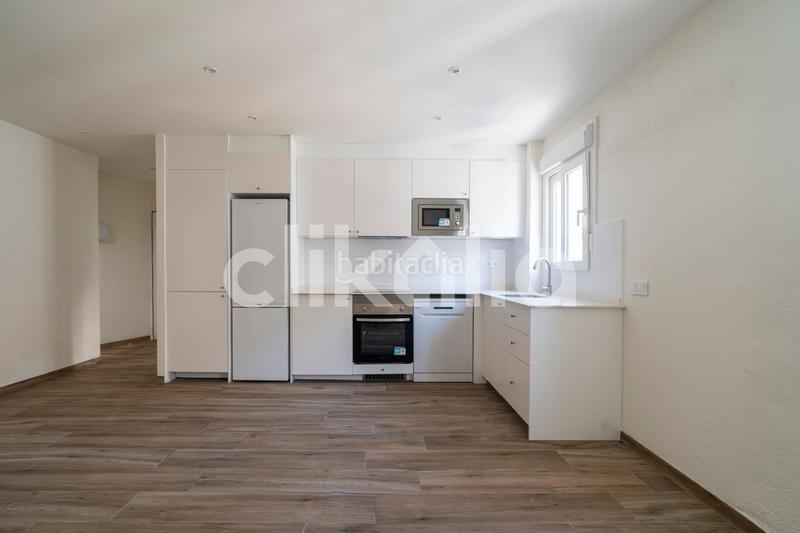 Foto 1c83e2cf-421d-4a33-b860-bf9b534417b5. Rent flat in El Mercado Manises