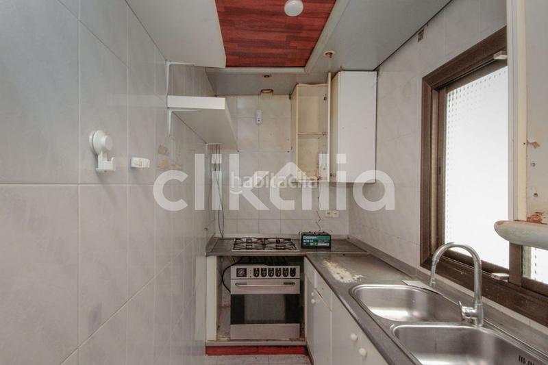 Foto ed64a918-458e-4a55-9488-e5ad65b1ddcd. Àtic a Santa Rosa Santa Coloma de Gramenet