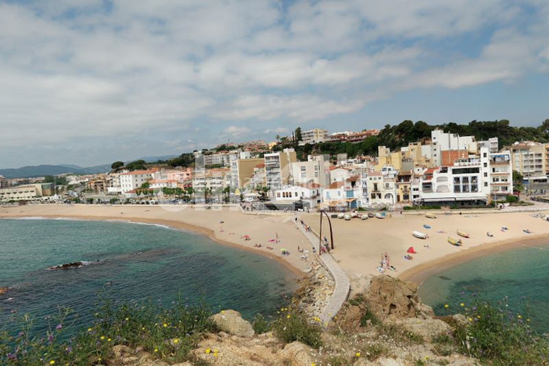 Foto ed0c8304-04e8-42d0-9dfb-45fca2c2b354. Etagenwohnung in La plantera Blanes