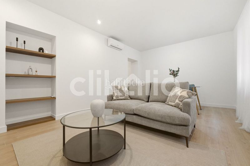 Foto e02bfac9-1cdc-46a8-91f0-09610244c933. Piso en Fuente del Berro Madrid